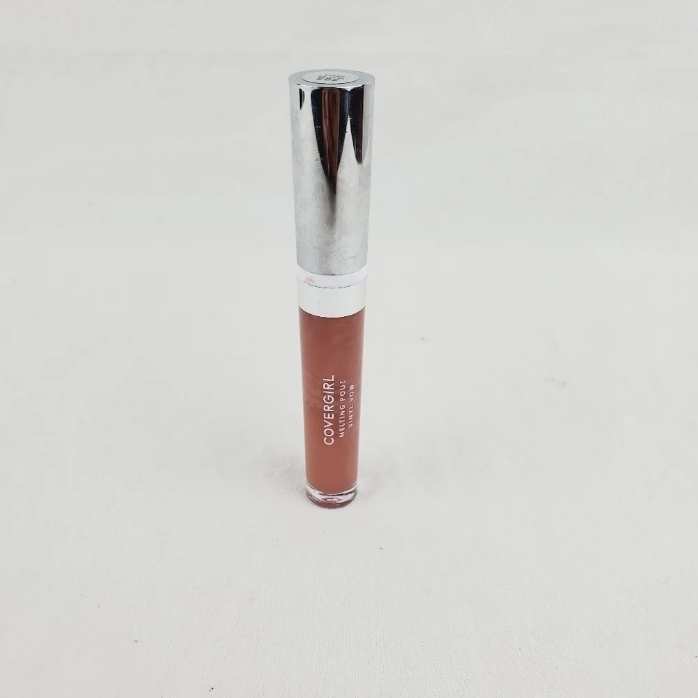 Covergirl melting pout Vinyl Vow Lip Gloss
